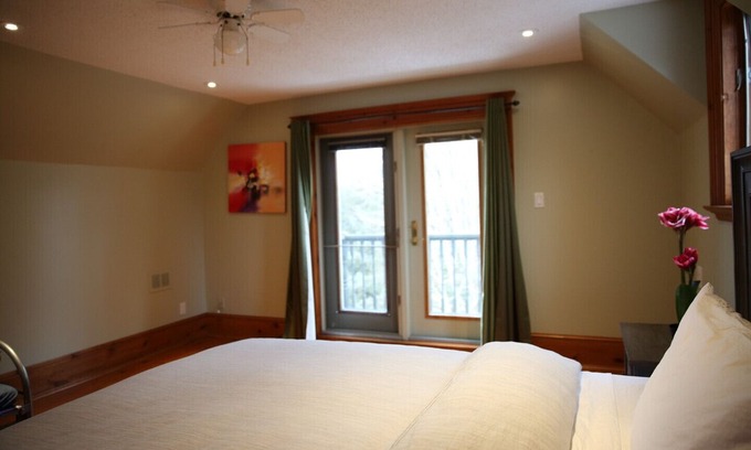 York Regional Municipality Other | A Gorgeous Custom Victorian Country Style Farm Stay!