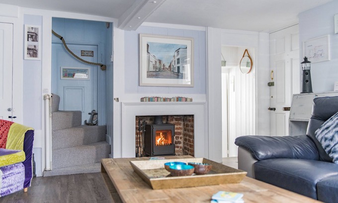 Deal House | A gorgeous, dog Friendly, 3 bedroom seaside holiday home in the centre of Deal