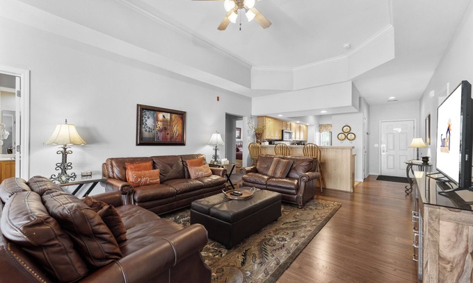 Branson Condo | A grand vacation is guaranteed when you rent this HUGE 4 bedroom condo!