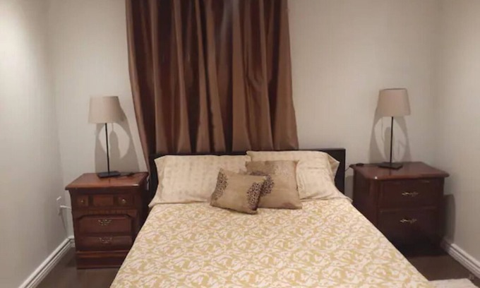 Wexford - Maryvale Apartment | A guest suite with free parking, 20min to downtown