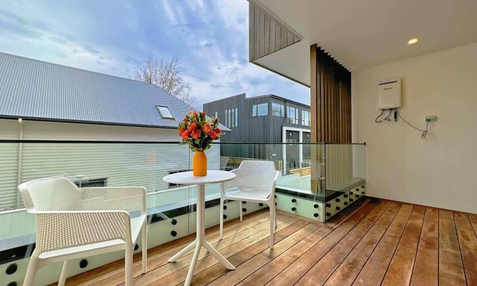 Greenlane Condo | A Home Away from Home - Lux 4Beds ASB Showgrounds