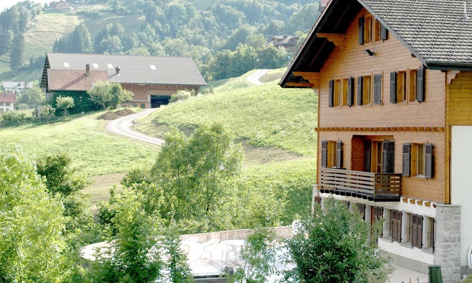 Cerniat Ski Chalet | A large chalet for getting together with family, friends or colleagues!