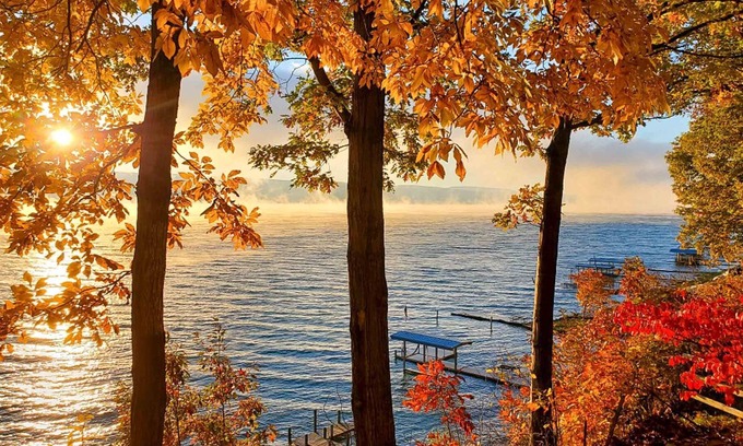 Valois Cottage | A Log Cabin on Seneca Lake: "Perfect Couples Retreat!"