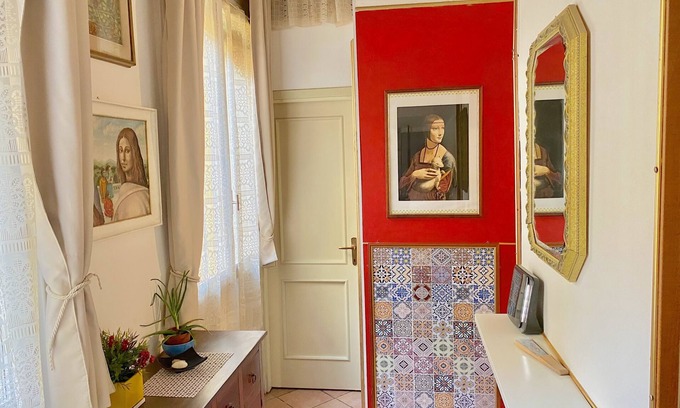 Oltrarno Apartment | A LONG STAY IN FLORENCE, A SOUL RENAISSANCE. CHARMING, CENTER FLAT, 2 BEDROOMS.