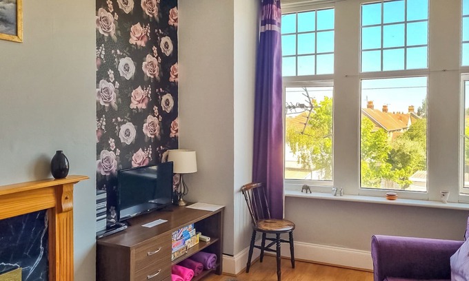 Herne Bay Cottage | A lovely first floor apartment in a great location, only a 5-minute walk to town and beach.