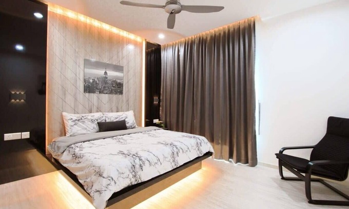 Central District Apartment | A Lovely, High-Floor 2BR Suasana Suites, Views