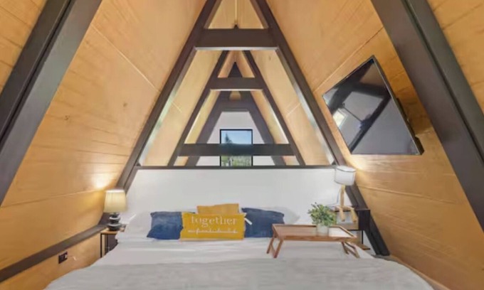 Waveland House | A-Mazing A-Frame Tiny Home! Loft/1 Mile to the Beach!