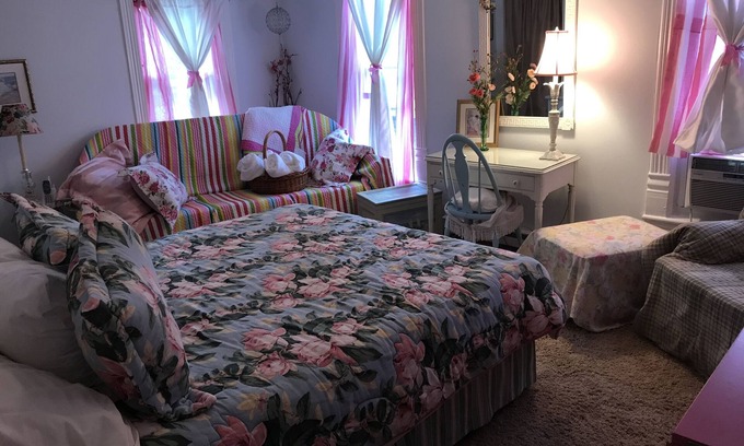 Nims House | A Modern Victorian Experience