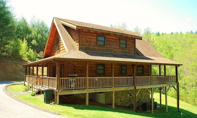 West Jefferson House | A New Outlook - West Jefferson, NC