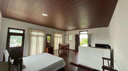 Anniwatta Apartment | A & P HomeStay