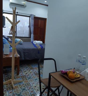 Si Kan House | A & P House