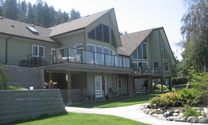 BX House | A Peaceful Alternative To Busy Hotels