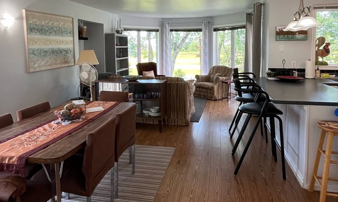 Winnipeg Beach Cottage | A peaceful country retreat a block away from the beach,with beautiful sunsets.