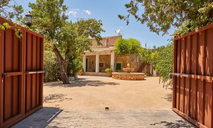 Binissalem House | A pearl in nature - now last at an early bird price