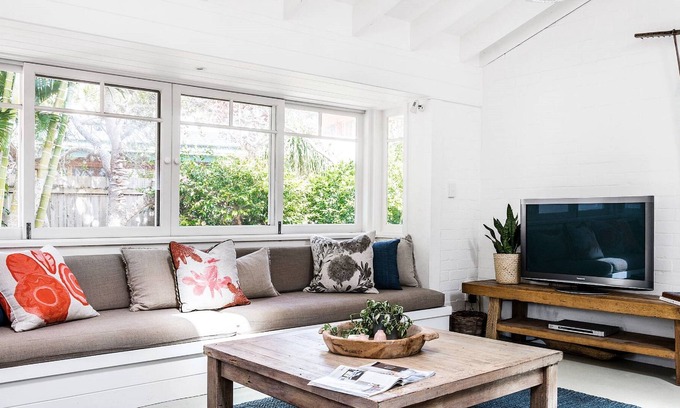 Suffolk Park House | A PERFECT STAY - Beachwood