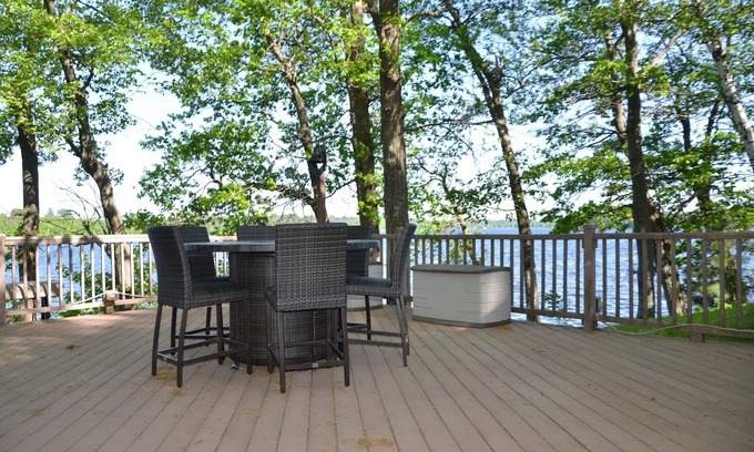 Moose Lake House | A Perfect Vacation Awaits!