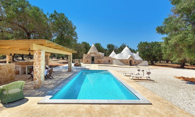 Latiano Villa | A Piedi Scalzi nel Trullo by Perle di Puglia