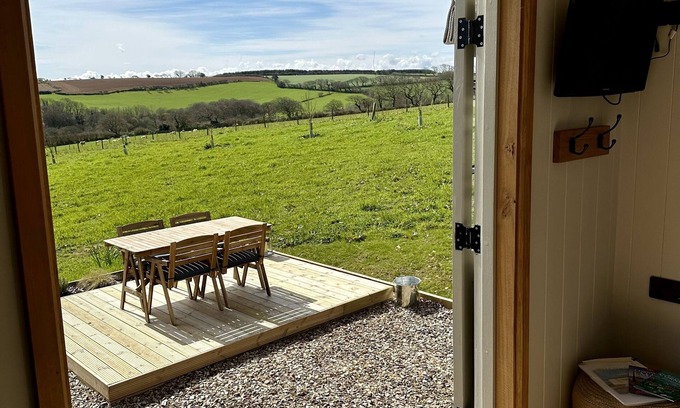Truro Cabin | A private and peaceful couples countryside retreat near Truro, Cornwall