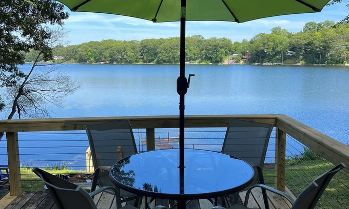 Delton Cottage | A quiet quaint pet friendly cottage