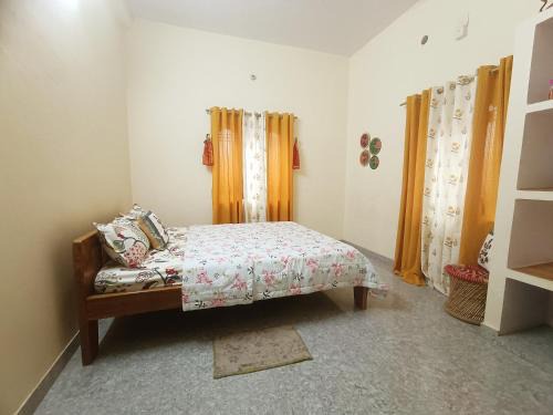 Sarnath House | A room in Fursat, Sarnath