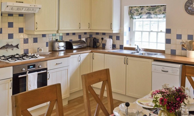 Eyam Cottage | A rural cottage in the famous village of Eyam in the Hope Valley.