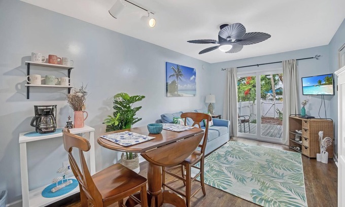 Truman Annex Condo | A SEAGLASS PARADISE. ~ Charming 2 BR/1 Ba Condo in Truman Annex!