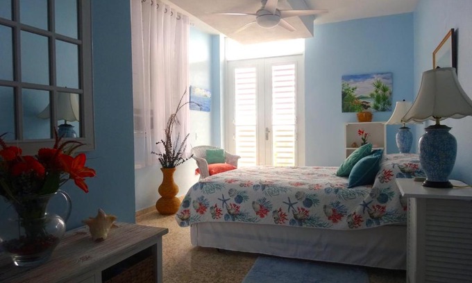 Quebrada Vueltas House | A Seascape Guest Room