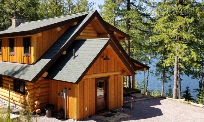 Columbia Falls Cabin | A Serene Lake Front Cabin Minutes from West Glacier National Park