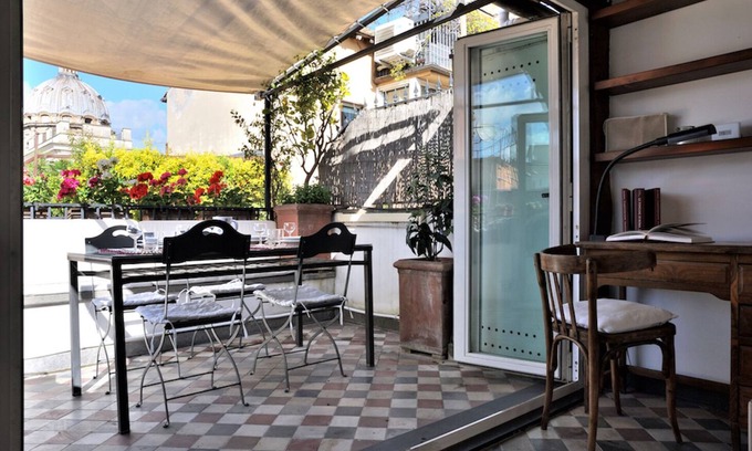 Rione XI Sant'Angelo Apartment | A spacious apartment with a glorious private terrace in the heart of Rome.