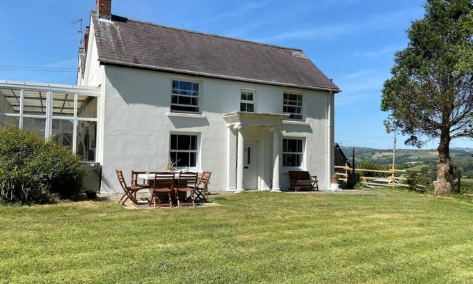 Pont-ar-gothi Other | A Spacious Family and Pet Friendly House with Large Garden and Free Parking