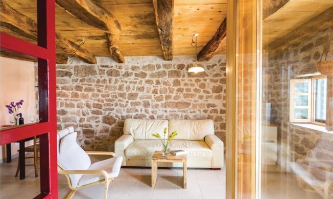 Cista Provo Apartment | A stone house 'Pojata'