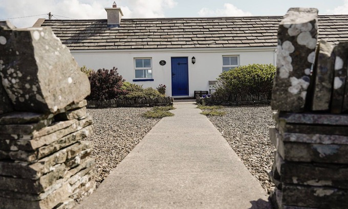 Doolin Cottage | A stonecutters cottages that sleeps 2 guests