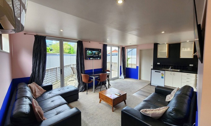 Dunedin City Centre Apartment | A Stones Throw From Town (A-Frame)