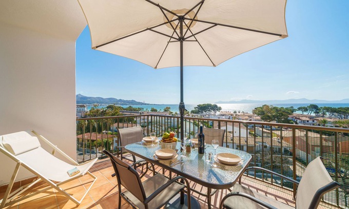 Alcudia Apartment | A. The Shell ll NEW, Sea Views and Pool