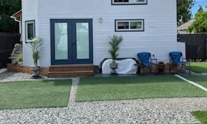 Sumner Apartment | A Tiny home in a "Small town".