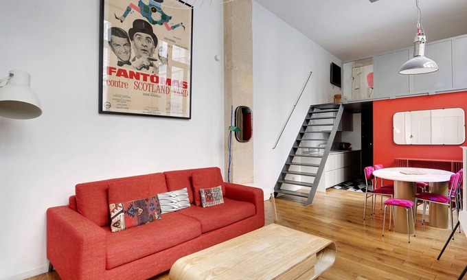 Quartier de la Porte-Saint-Denis Apartment | A Trendy 2-BR loft in a Central Location