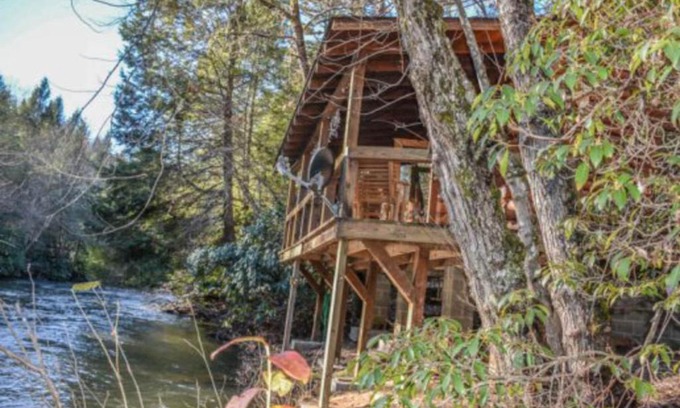 Blue Ridge House | A Tumblin` Run
