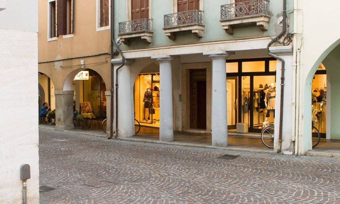 Este Apartment | A VENICE 1 hour by TRAIN OPEN SPACE 2p EAST CULTURAL AND TOURIST STAY BY VENETO