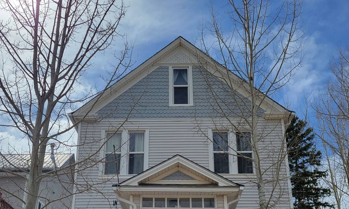 Victor House | A Victor's Victorian