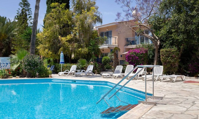 Paphos House | A villa in Paphos, close to the centre, harbour and Kings Avenue Mall!