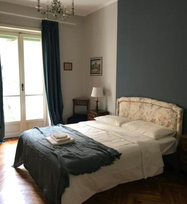Historic Centre Apartment | A-waay Shopping Family Apartment