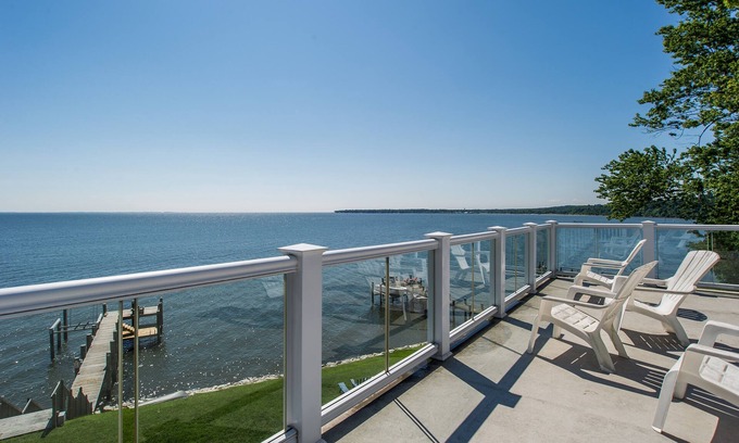 Tracys Landing House | A WATERFRONT ESTATE ON THE CHESAPEAKE BAY, "THE DRIFTWOOD LODGE".
