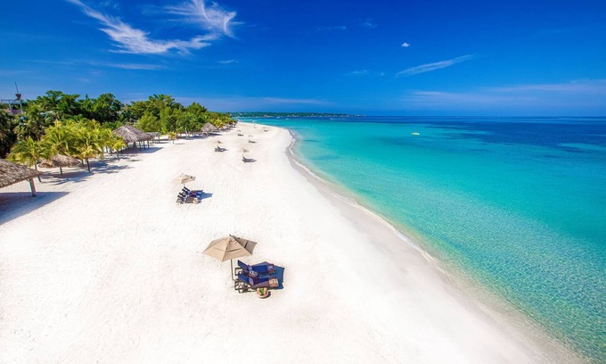 Negril Condo | A Wave From It All @ Aqueducts