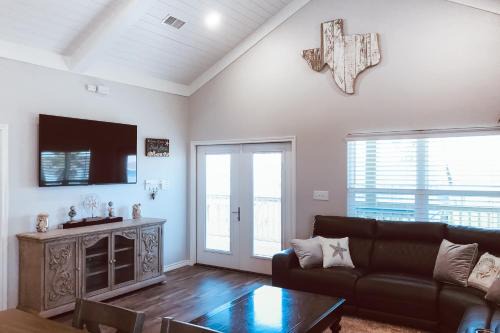 San Luis Beach House | A Wave From It All