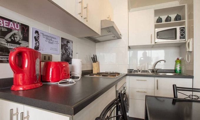 Las Rejas Apartment | A2 Hermoso y confortable departamento hasta 6 pax