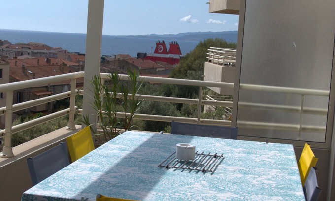 Propriano Apartment | A2 Jardins de Quatrina Apartment 74m2 large terrace city center sea view