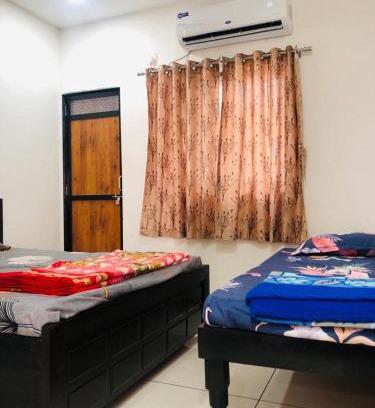Rajpipla Apartment | Aarav Home Stay