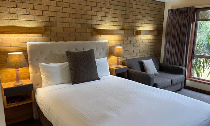 Hamilton Hotel | AAt 28 Goldsmith Motel