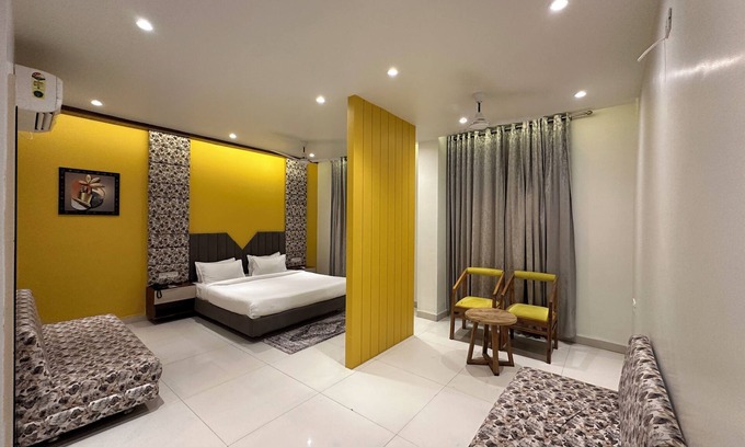 Sehore Hotel | AB Hotel and Restaurant