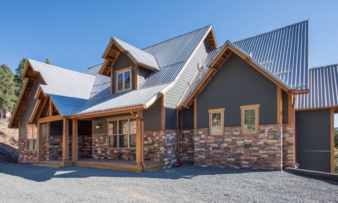 Ruidoso Cabin | Abbey Lodge | Perfect for Large Groups, Hot Tub